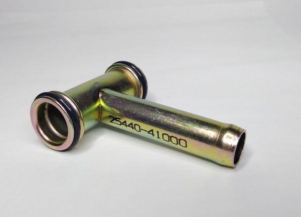 Трійник системи охолодження 3.3L Hyundai HD65, HD72 25440-41000 фото
