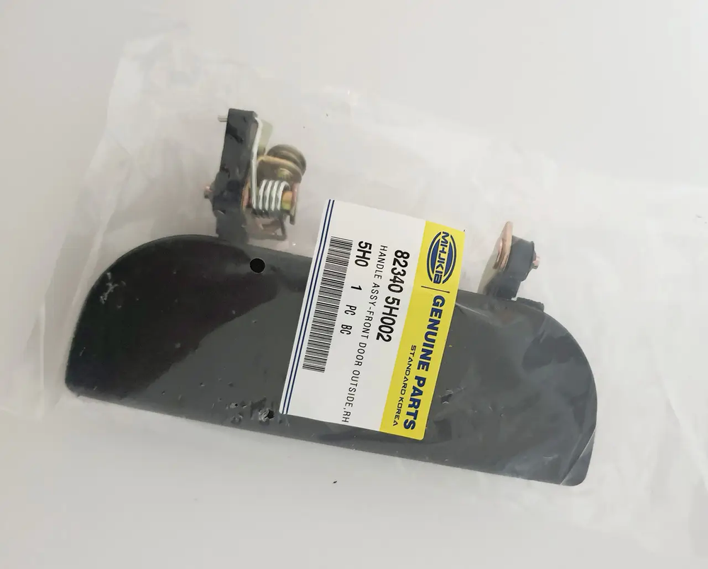 Ручка двері зовнішня права Hyundai HD65, HD72, HD78 823405Н001-KR1 фото