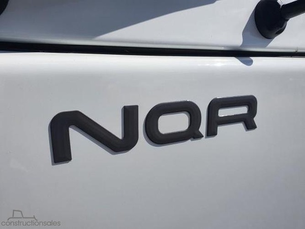 Емблема стікер "NQR" NQR фото